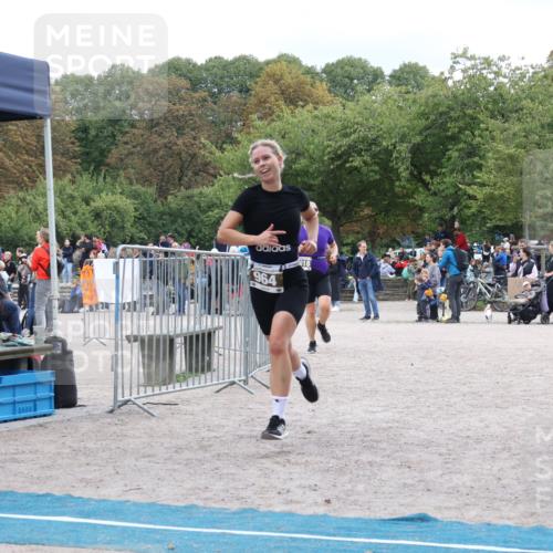 14.09.2025 - Stadtparktriathlon Strokosch-Dieckow http://msf.ph/oto/8888720 14.09.2025 12:31:07 Ziel 964, 1018 meine-sportfotos.de
