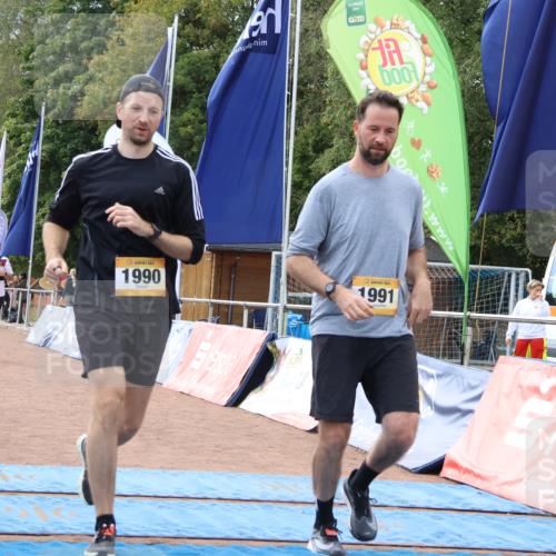 14.09.2025 - Airport Race Strokosch-Dieckow http://msf.ph/oto/8888721 14.09.2025 13:00:32 Ziel 1990, 1991, 2174 meine-sportfotos.de