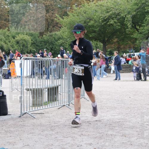 14.09.2025 - Stadtparktriathlon Strokosch-Dieckow http://msf.ph/oto/8888734 14.09.2025 12:31:22 Ziel 963 meine-sportfotos.de