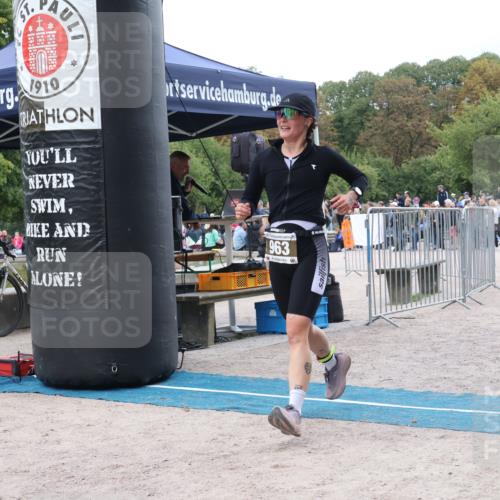 14.09.2025 - Stadtparktriathlon Strokosch-Dieckow http://msf.ph/oto/8888737 14.09.2025 12:31:23 Ziel 963 meine-sportfotos.de