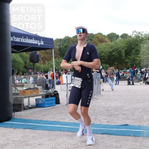 14.09.2025 - Stadtparktriathlon Strokosch-Dieckow http://msf.ph/oto/8888761 14.09.2025 12:32:16 Ziel 1009, 1011, 1076, 1080 meine-sportfotos.de