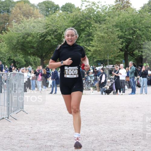 14.09.2025 - Stadtparktriathlon Strokosch-Dieckow http://msf.ph/oto/8888769 14.09.2025 12:32:21 Ziel 1009, 1076, 1080 meine-sportfotos.de