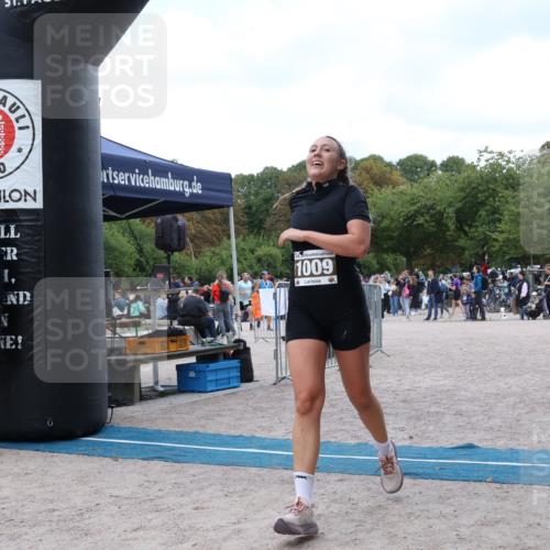 14.09.2025 - Stadtparktriathlon Strokosch-Dieckow http://msf.ph/oto/8888773 14.09.2025 12:32:22 Ziel 1009, 1076 meine-sportfotos.de