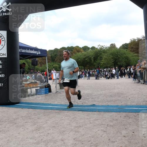 14.09.2025 - Stadtparktriathlon Strokosch-Dieckow http://msf.ph/oto/8888780 14.09.2025 12:32:29 Ziel 837, 1023 meine-sportfotos.de