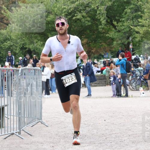 14.09.2025 - Stadtparktriathlon Strokosch-Dieckow http://msf.ph/oto/8888781 14.09.2025 12:32:32 Ziel 837, 1023 meine-sportfotos.de