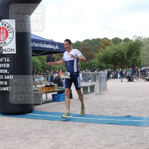 14.09.2025 - Stadtparktriathlon Strokosch-Dieckow http://msf.ph/oto/8888808 14.09.2025 12:33:07 Ziel 1113 meine-sportfotos.de