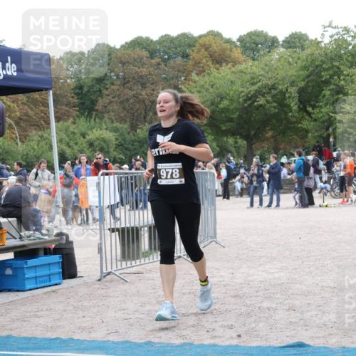 14.09.2025 - Stadtparktriathlon Strokosch-Dieckow http://msf.ph/oto/8888815 14.09.2025 12:33:32 Ziel 978, 1035 meine-sportfotos.de