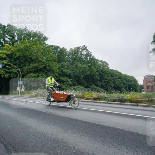 14.09.2025 - Stadtparktriathlon Michael Burmester http://msf.ph/oto/8888843 14.09.2025 08:54:44 Radfahren 331, 335 meine-sportfotos.de