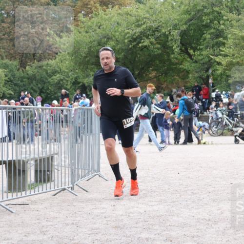 14.09.2025 - Stadtparktriathlon Strokosch-Dieckow http://msf.ph/oto/8888873 14.09.2025 12:34:17 Ziel 998, 1092 meine-sportfotos.de