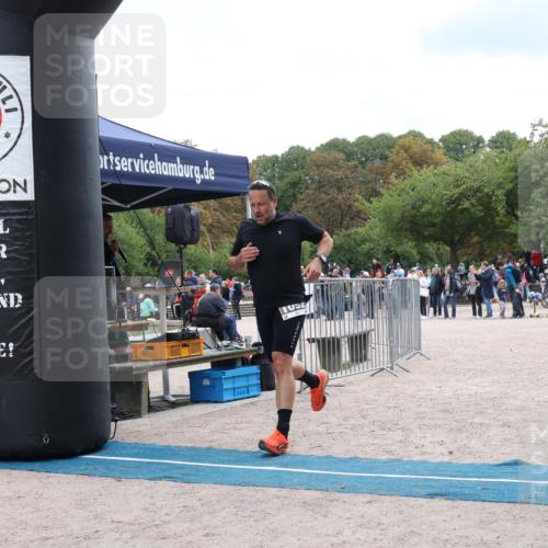 14.09.2025 - Stadtparktriathlon Strokosch-Dieckow http://msf.ph/oto/8888878 14.09.2025 12:34:19 Ziel 998, 1092 meine-sportfotos.de