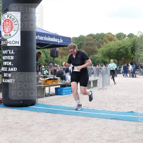 14.09.2025 - Stadtparktriathlon Strokosch-Dieckow http://msf.ph/oto/8888892 14.09.2025 12:34:55 Ziel 982, 1016 meine-sportfotos.de