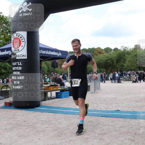 14.09.2025 - Stadtparktriathlon Strokosch-Dieckow http://msf.ph/oto/8888922 14.09.2025 12:35:06 Ziel 1112 meine-sportfotos.de