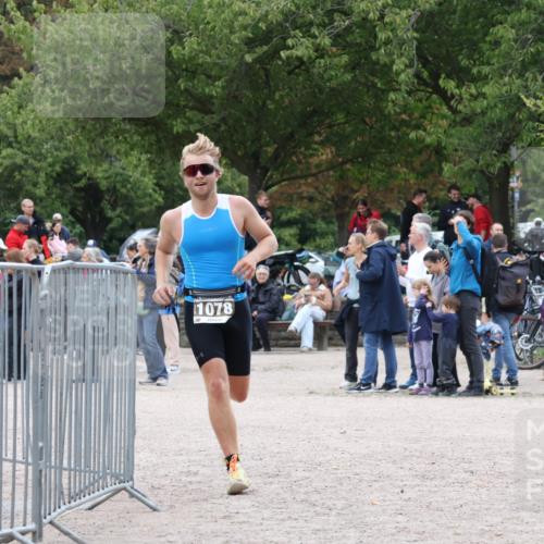 14.09.2025 - Stadtparktriathlon Strokosch-Dieckow http://msf.ph/oto/8888956 14.09.2025 12:36:24 Ziel 1078 meine-sportfotos.de