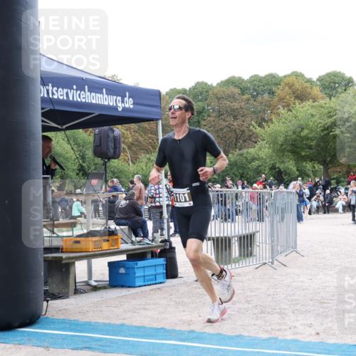 14.09.2025 - Stadtparktriathlon Strokosch-Dieckow http://msf.ph/oto/8888983 14.09.2025 12:36:32 Ziel 1078, 1101 meine-sportfotos.de