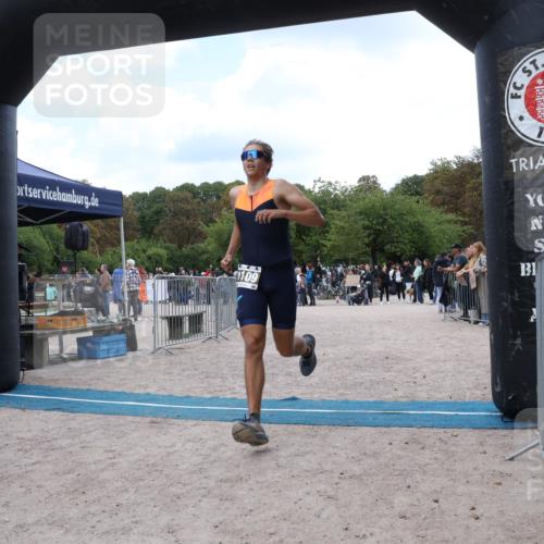14.09.2025 - Stadtparktriathlon Strokosch-Dieckow http://msf.ph/oto/8889015 14.09.2025 12:36:44 Ziel 937, 1014, 1109 meine-sportfotos.de