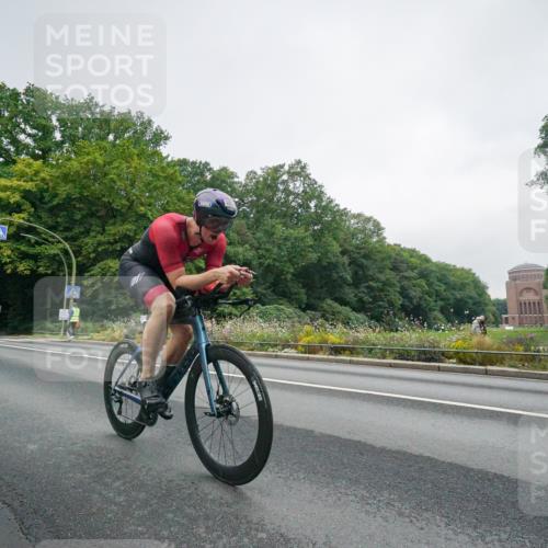14.09.2025 - Stadtparktriathlon Michael Burmester http://msf.ph/oto/8889039 14.09.2025 09:02:25 Radfahren 318, 333, 339, 340, 342, 363, 366, 370, 371 meine-sportfotos.de