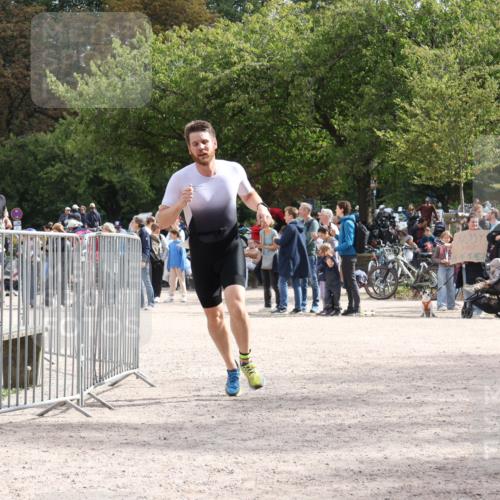 14.09.2025 - Stadtparktriathlon Strokosch-Dieckow http://msf.ph/oto/8889076 14.09.2025 12:37:45 Ziel 1027, 1051, 1115 meine-sportfotos.de
