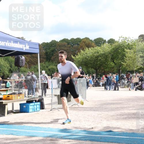 14.09.2025 - Stadtparktriathlon Strokosch-Dieckow http://msf.ph/oto/8889083 14.09.2025 12:37:47 Ziel 1027, 1115 meine-sportfotos.de