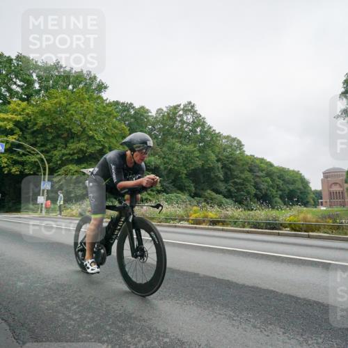 14.09.2025 - Stadtparktriathlon Michael Burmester http://msf.ph/oto/8889092 14.09.2025 09:03:53 Radfahren 311, 325, 348, 414 meine-sportfotos.de