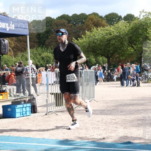 14.09.2025 - Stadtparktriathlon Strokosch-Dieckow http://msf.ph/oto/8889093 14.09.2025 12:37:50 Ziel 1027, 1115 meine-sportfotos.de