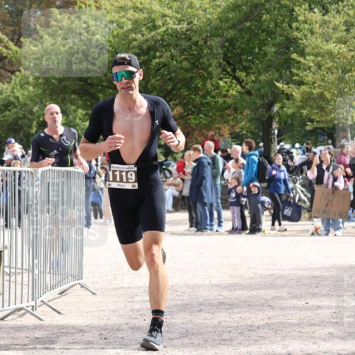 14.09.2025 - Stadtparktriathlon Strokosch-Dieckow http://msf.ph/oto/8889105 14.09.2025 12:38:09 Ziel 990, 1033, 1083, 1119 meine-sportfotos.de