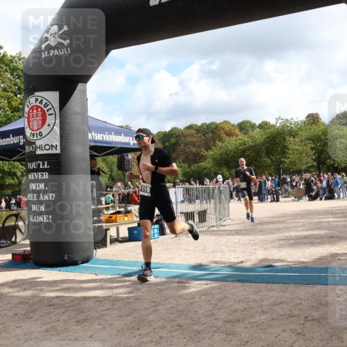 14.09.2025 - Stadtparktriathlon Strokosch-Dieckow http://msf.ph/oto/8889110 14.09.2025 12:38:10 Ziel 990, 1033, 1083, 1119 meine-sportfotos.de