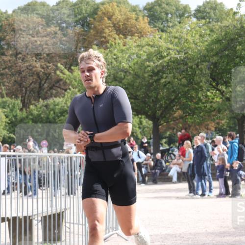 14.09.2025 - Stadtparktriathlon Strokosch-Dieckow http://msf.ph/oto/8889134 14.09.2025 12:38:15 Ziel 990, 1033, 1083, 1119 meine-sportfotos.de
