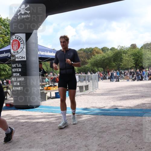 14.09.2025 - Stadtparktriathlon Strokosch-Dieckow http://msf.ph/oto/8889147 14.09.2025 12:38:16 Ziel 990, 1033, 1083, 1119 meine-sportfotos.de