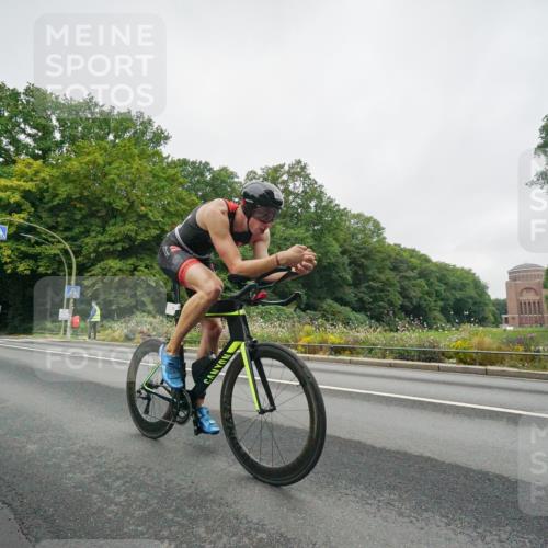 14.09.2025 - Stadtparktriathlon Michael Burmester http://msf.ph/oto/8889148 14.09.2025 09:05:32 Radfahren 310, 351, 355, 394, 416 meine-sportfotos.de