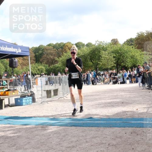 14.09.2025 - Stadtparktriathlon Strokosch-Dieckow http://msf.ph/oto/8889190 14.09.2025 12:38:53 Ziel 966 meine-sportfotos.de