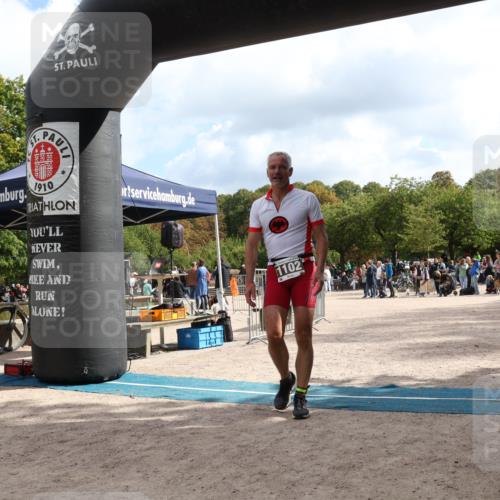 14.09.2025 - Stadtparktriathlon Strokosch-Dieckow http://msf.ph/oto/8889216 14.09.2025 12:39:21 Ziel 1102 meine-sportfotos.de