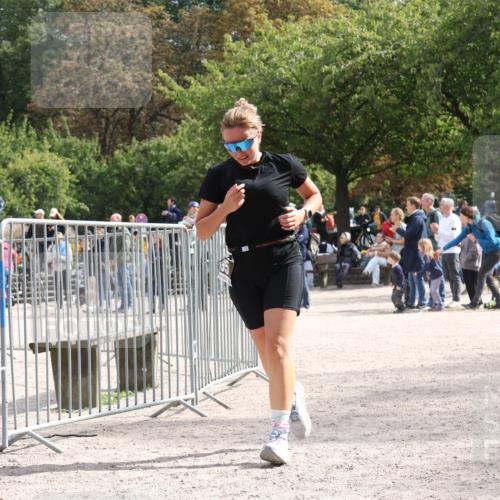 14.09.2025 - Stadtparktriathlon Strokosch-Dieckow http://msf.ph/oto/8889243 14.09.2025 12:39:38 Ziel 995, 1047 meine-sportfotos.de