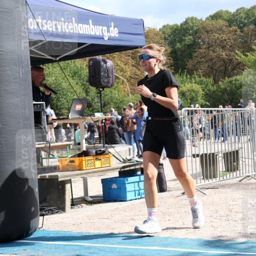 14.09.2025 - Stadtparktriathlon Strokosch-Dieckow http://msf.ph/oto/8889248 14.09.2025 12:39:39 Ziel 995 meine-sportfotos.de