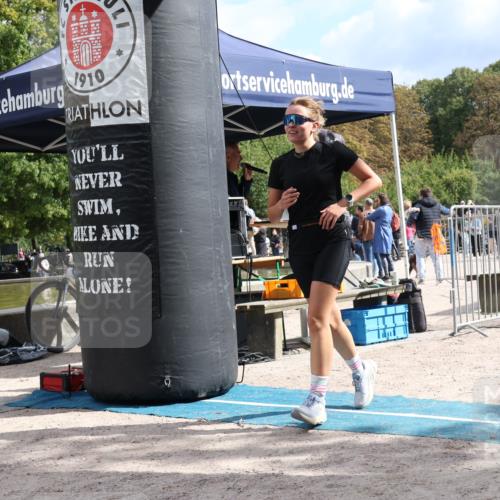 14.09.2025 - Stadtparktriathlon Strokosch-Dieckow http://msf.ph/oto/8889251 14.09.2025 12:39:39 Ziel 995 meine-sportfotos.de
