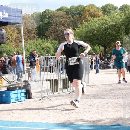 14.09.2025 - Stadtparktriathlon Strokosch-Dieckow http://msf.ph/oto/8889277 14.09.2025 12:39:52 Ziel 939, 948, 960, 1097 meine-sportfotos.de