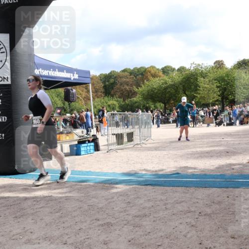 14.09.2025 - Stadtparktriathlon Strokosch-Dieckow http://msf.ph/oto/8889285 14.09.2025 12:39:53 Ziel 936, 939, 948, 960, 1097 meine-sportfotos.de