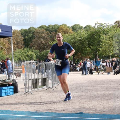 14.09.2025 - Stadtparktriathlon Strokosch-Dieckow http://msf.ph/oto/8889305 14.09.2025 12:39:59 Ziel 936, 939, 960, 1054 meine-sportfotos.de