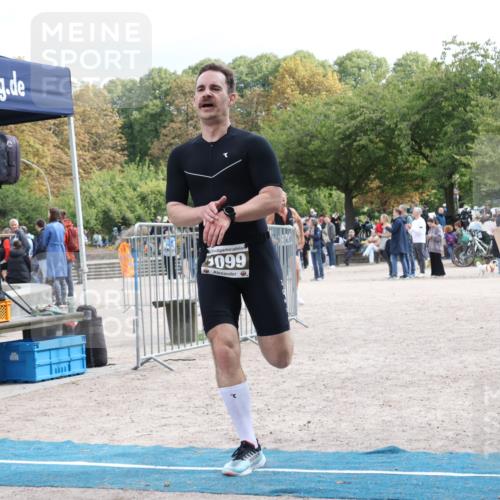 14.09.2025 - Stadtparktriathlon Strokosch-Dieckow http://msf.ph/oto/8889342 14.09.2025 12:40:09 Ziel 974, 1054, 1099 meine-sportfotos.de
