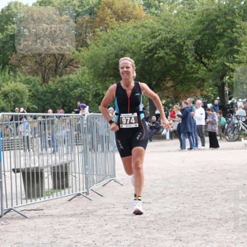 14.09.2025 - Stadtparktriathlon Strokosch-Dieckow http://msf.ph/oto/8889353 14.09.2025 12:40:11 Ziel 974, 1062, 1099 meine-sportfotos.de