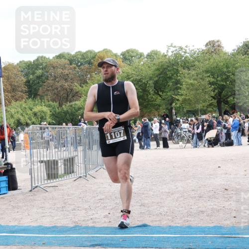 14.09.2025 - Stadtparktriathlon Strokosch-Dieckow http://msf.ph/oto/8889380 14.09.2025 12:40:29 Ziel 1107 meine-sportfotos.de