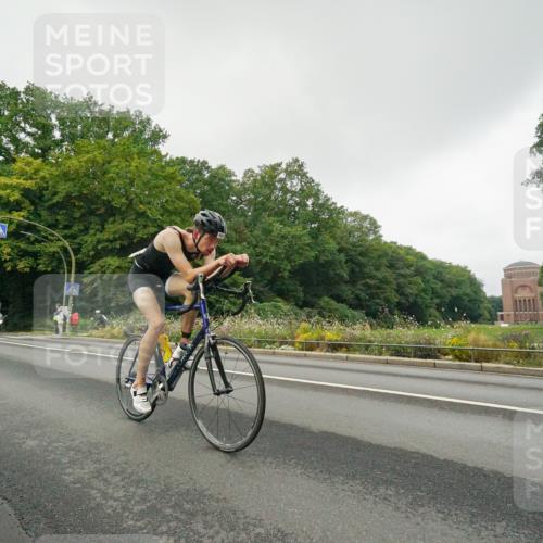 14.09.2025 - Stadtparktriathlon Michael Burmester http://msf.ph/oto/8889387 14.09.2025 09:11:26 Radfahren 312, 313, 321, 378, 405, 416, 423 meine-sportfotos.de