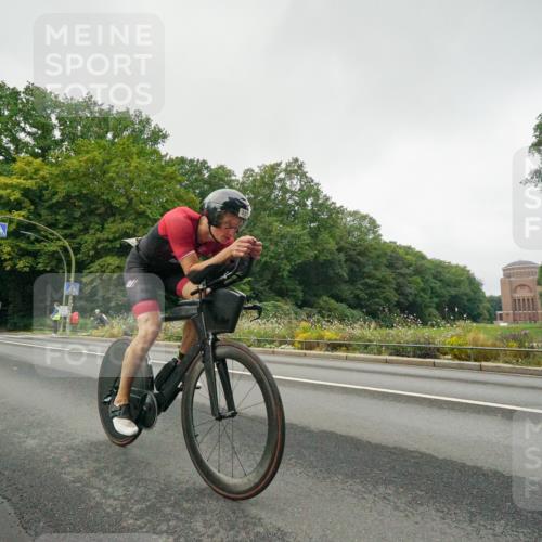 14.09.2025 - Stadtparktriathlon Michael Burmester http://msf.ph/oto/8889406 14.09.2025 09:12:01 Radfahren 307, 317, 331, 402, 412 meine-sportfotos.de