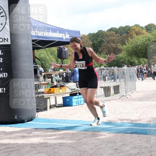 14.09.2025 - Stadtparktriathlon Strokosch-Dieckow http://msf.ph/oto/8889410 14.09.2025 12:41:00 Ziel 1017 meine-sportfotos.de