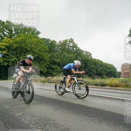 14.09.2025 - Stadtparktriathlon Michael Burmester http://msf.ph/oto/8889411 14.09.2025 09:12:03 Radfahren 307, 317, 331, 402, 412 meine-sportfotos.de