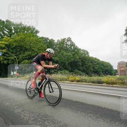14.09.2025 - Stadtparktriathlon Michael Burmester http://msf.ph/oto/8889419 14.09.2025 09:12:36 Radfahren 344, 374, 422, 431, 480 meine-sportfotos.de