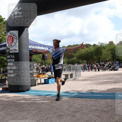 14.09.2025 - Stadtparktriathlon Strokosch-Dieckow http://msf.ph/oto/8889421 14.09.2025 12:41:55 Ziel 1073, 1103 meine-sportfotos.de