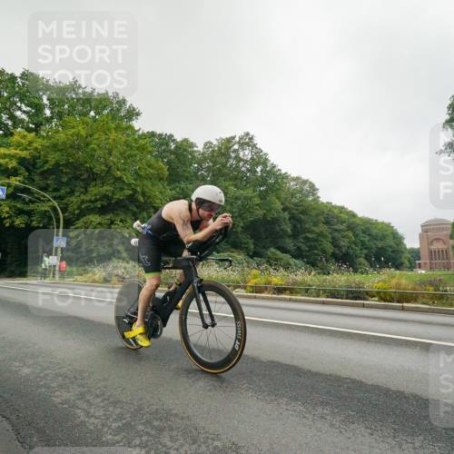 14.09.2025 - Stadtparktriathlon Michael Burmester http://msf.ph/oto/8889457 14.09.2025 09:14:00 Radfahren 333, 366, 368, 419 meine-sportfotos.de