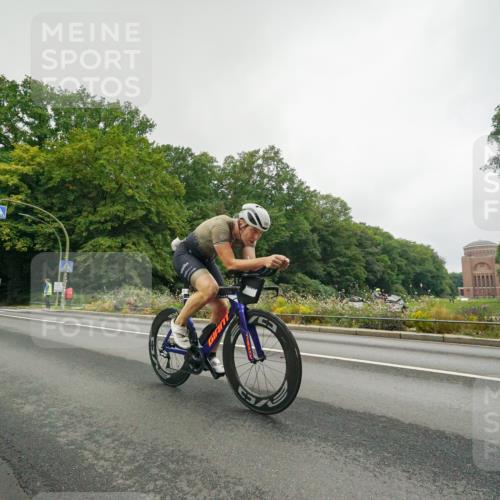 14.09.2025 - Stadtparktriathlon Michael Burmester http://msf.ph/oto/8889465 14.09.2025 09:14:32 Radfahren 301, 318, 326, 340, 345, 347, 363, 370, 371, 373, 377, 380, 381, 389, 401, 404 meine-sportfotos.de