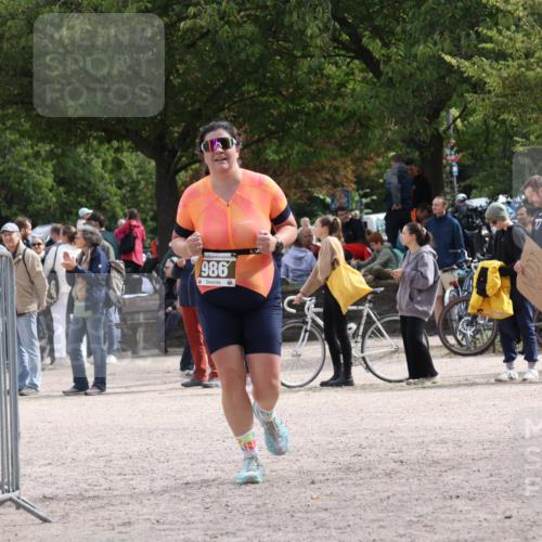14.09.2025 - Stadtparktriathlon Strokosch-Dieckow http://msf.ph/oto/8889479 14.09.2025 12:42:56 Ziel 952, 986, 1089 meine-sportfotos.de