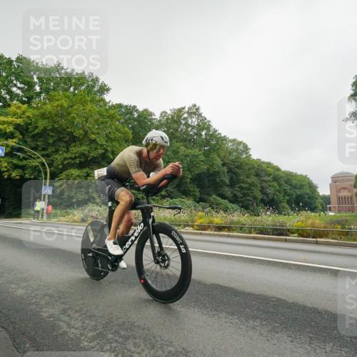 14.09.2025 - Stadtparktriathlon Michael Burmester http://msf.ph/oto/8889524 14.09.2025 09:15:38 Radfahren 315, 337, 354, 392, 418, 437, 451, 487 meine-sportfotos.de